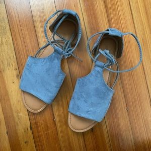 Universal Thread Strap Sandals